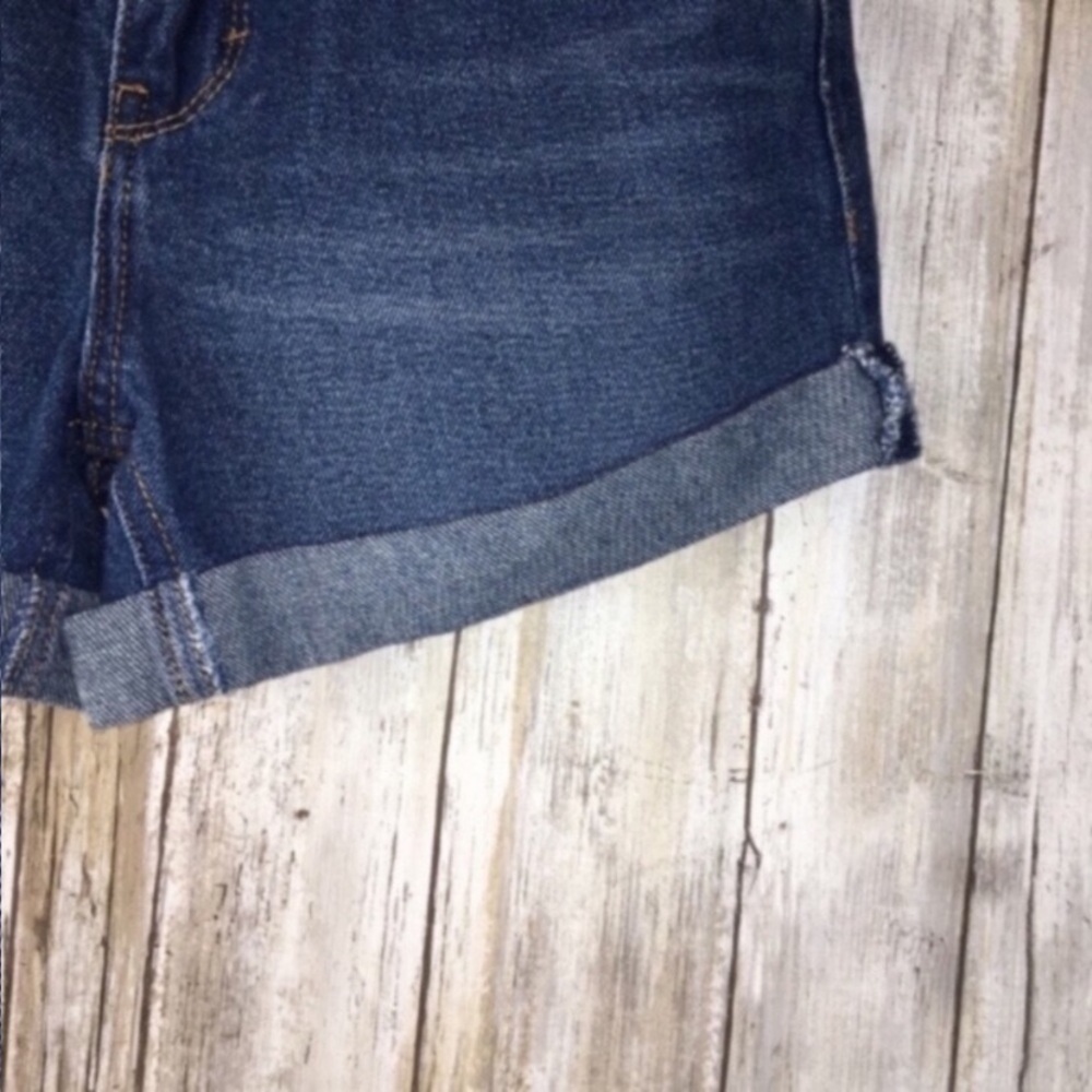 Kids Levi's Girlfriend Shorty Shorts - Picture 5 of 7